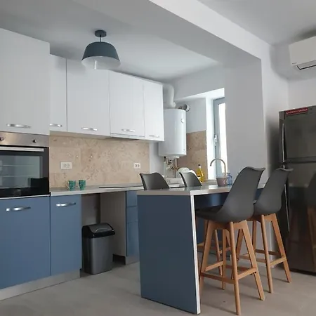 Alisa Apartment Wave 3 Appartement